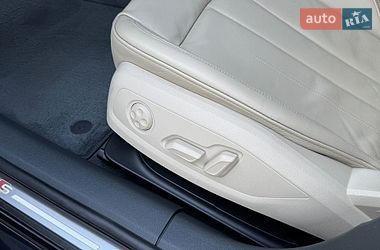 Седан Audi A4 2018 в Луцьку