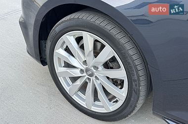 Седан Audi A4 2018 в Луцьку