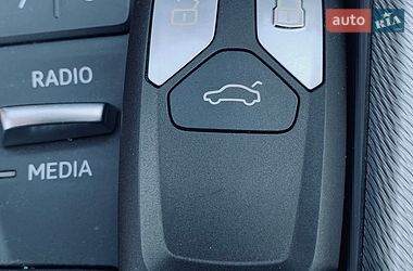 Универсал Audi A4 2018 в Киеве