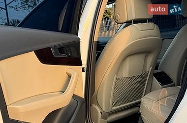 Седан Audi A4 2018 в Одессе