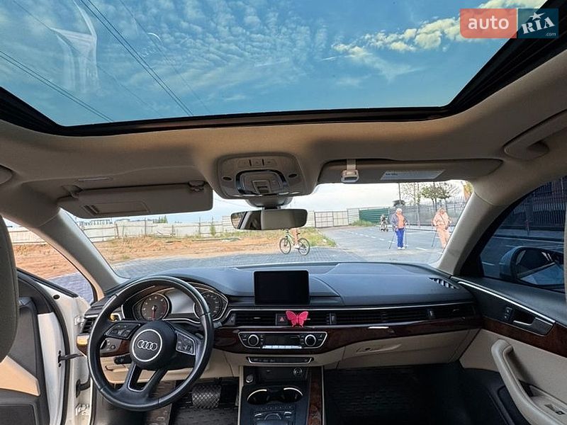 Седан Audi A4 2018 в Одессе