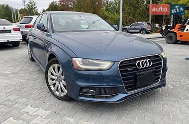 Седан Audi A4 2015 в Львові