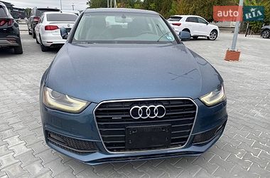 Седан Audi A4 2015 в Львові