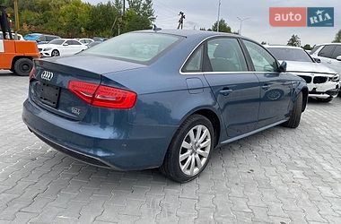 Седан Audi A4 2015 в Львові