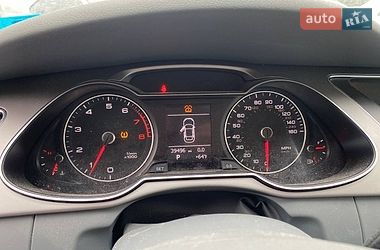 Седан Audi A4 2015 в Львові