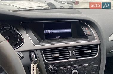 Седан Audi A4 2015 в Львові