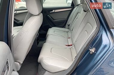 Седан Audi A4 2015 в Львові