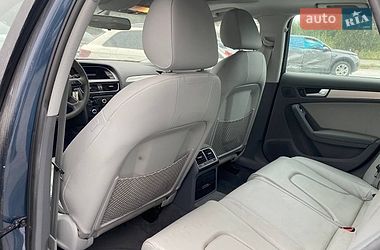 Седан Audi A4 2015 в Львові
