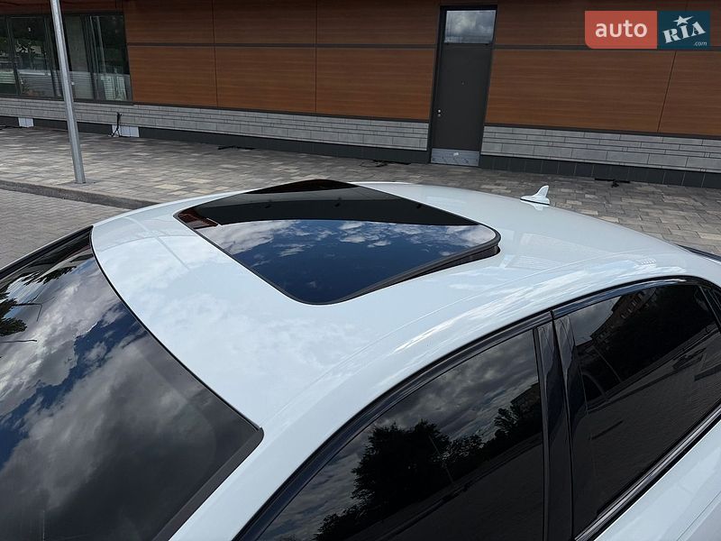 Седан Audi A4 2018 в Кривому Розі