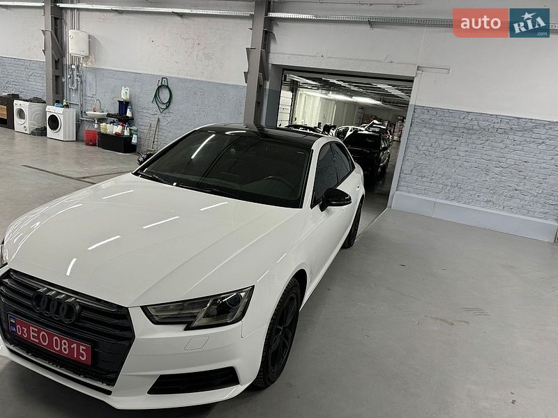 Седан Audi A4 2016 в Любешове