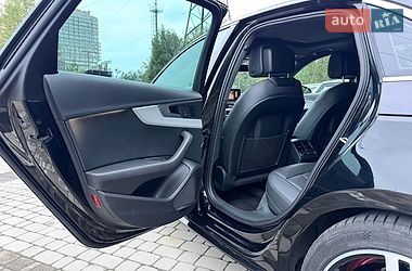 Седан Audi A4 2017 в Івано-Франківську