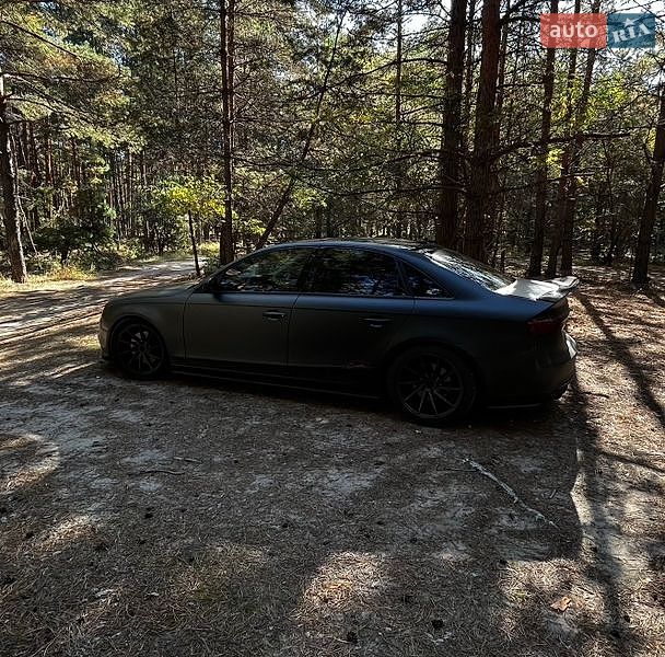 Седан Audi A4 2012 в Тернополі