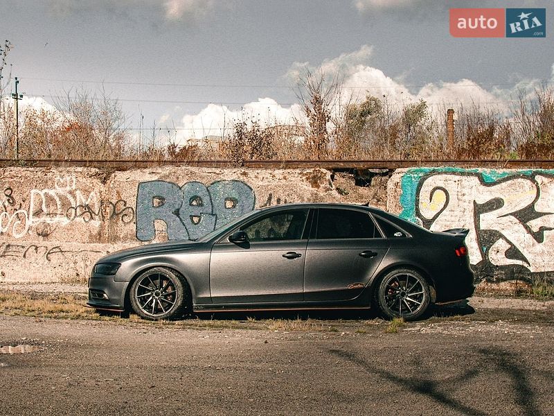Седан Audi A4 2012 в Тернополі