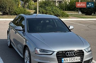 Седан Audi A4 2015 в Кременчуці