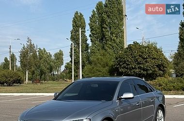 Седан Audi A4 2015 в Кременчуці