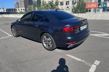Седан Audi A4 2015 в Києві