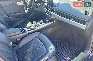 Седан Audi A4 2015 в Києві