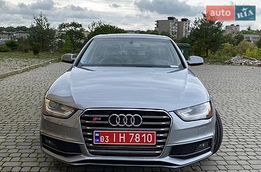 Седан Audi A4 2015 в Новому Розділі