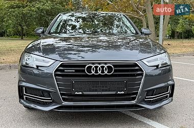 Седан Audi A4 2019 в Одесі