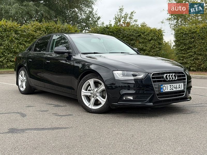Седан Audi A4 2013 в Києві