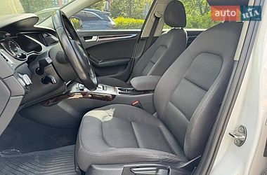 Седан Audi A4 2012 в Киеве