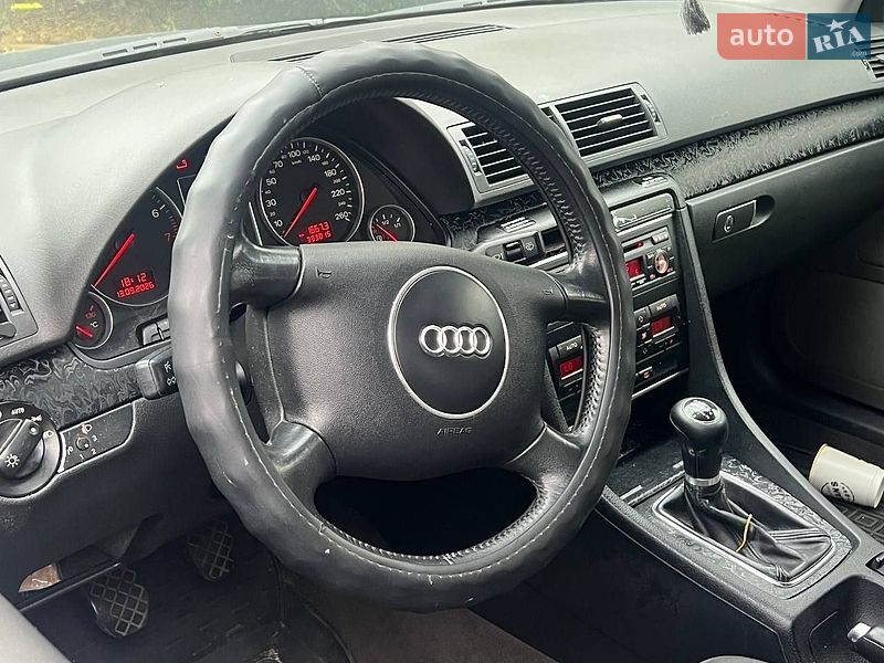 Седан Audi A4 2001 в Києві