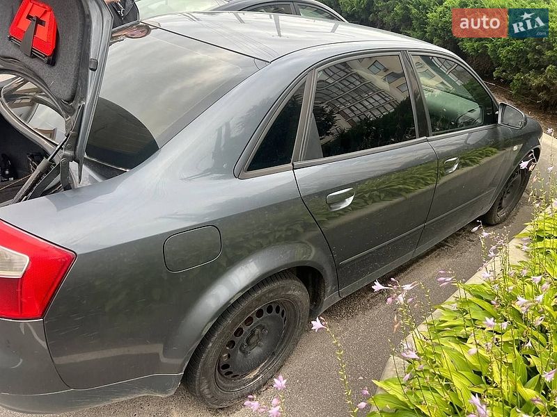Седан Audi A4 2001 в Києві