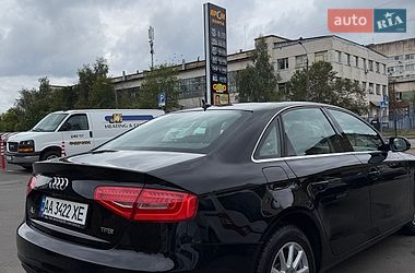 Седан Audi A4 2012 в Києві
