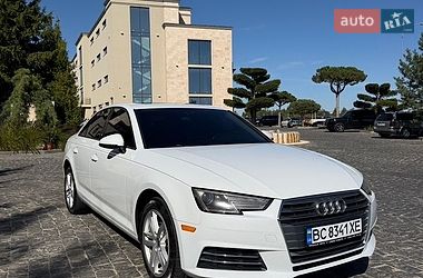 Седан Audi A4 2016 в Львове