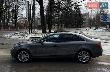 Седан Audi A4 2012 в Трускавці