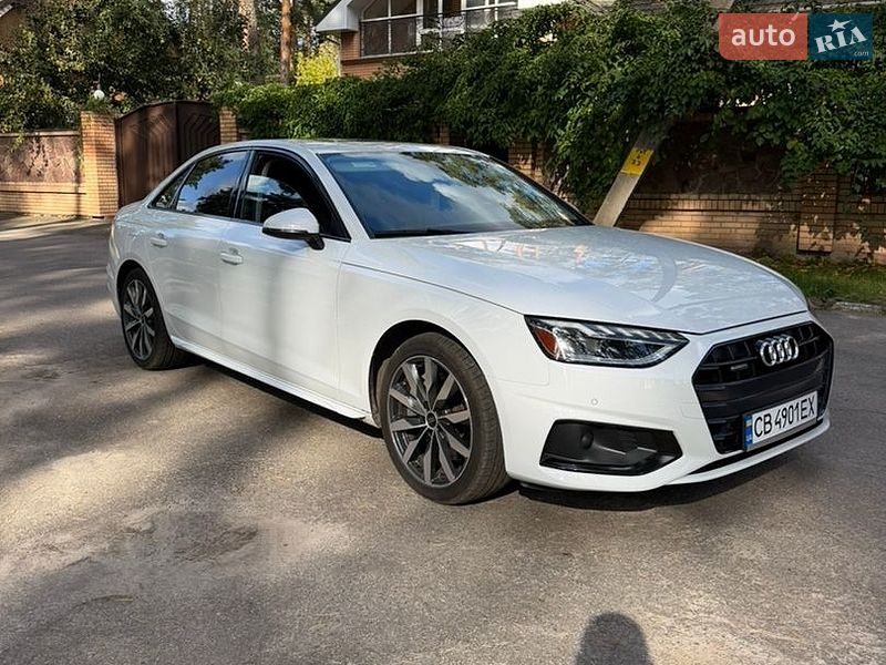 Седан Audi A4 2023 в Чернигове