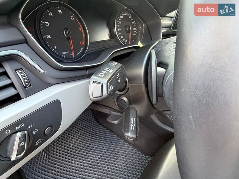 Седан Audi A4 2023 в Чернигове
