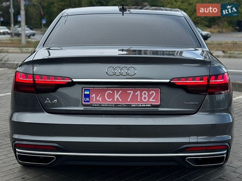 Седан Audi A4 2021 в Києві