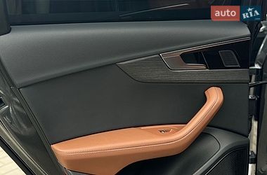 Седан Audi A4 2021 в Києві