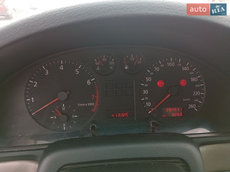 Універсал Audi A4 1998 в Львові