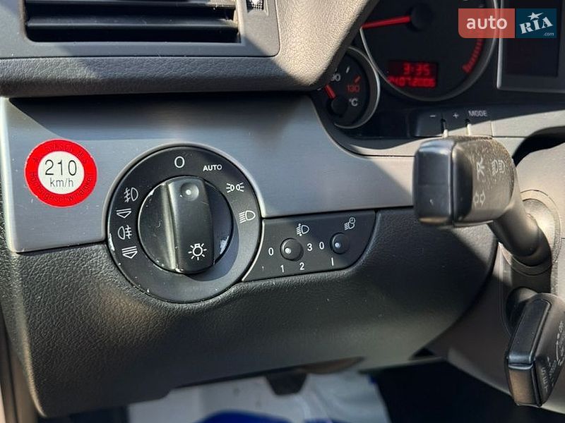 Седан Audi A4 2006 в Виннице