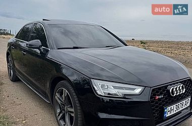 Седан Audi A4 2016 в Одесі