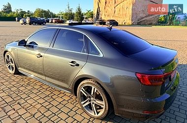 Седан Audi A4 2016 в Одессе