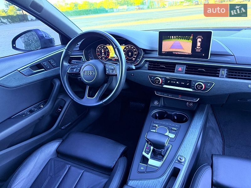 Седан Audi A4 2016 в Одессе