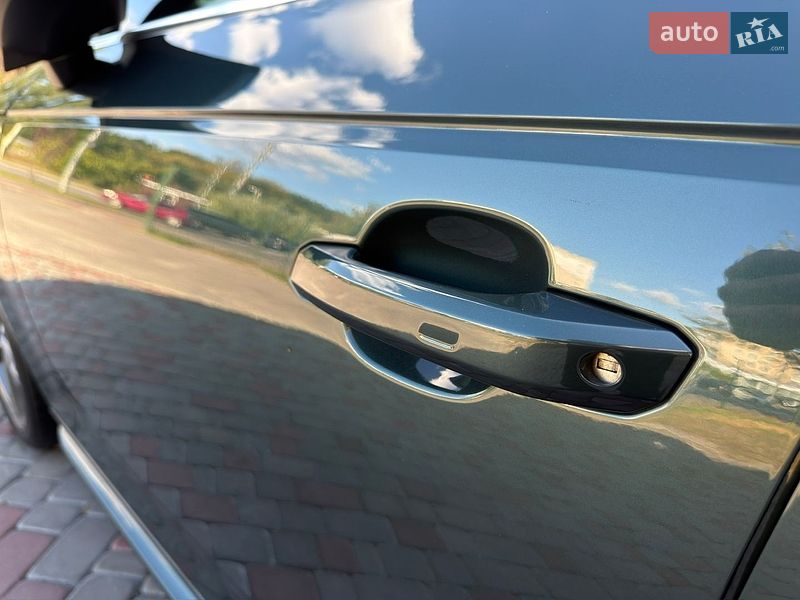 Седан Audi A4 2017 в Виннице