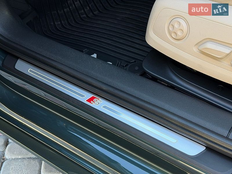 Седан Audi A4 2017 в Виннице