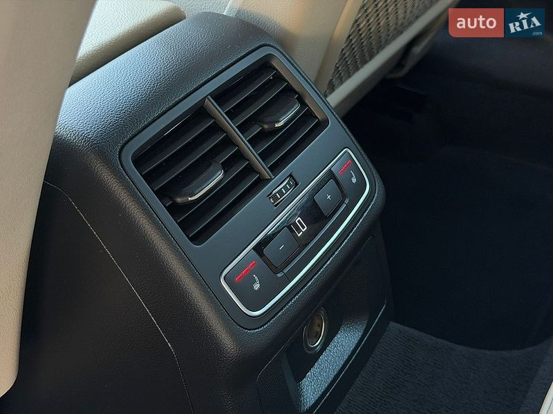 Седан Audi A4 2017 в Виннице