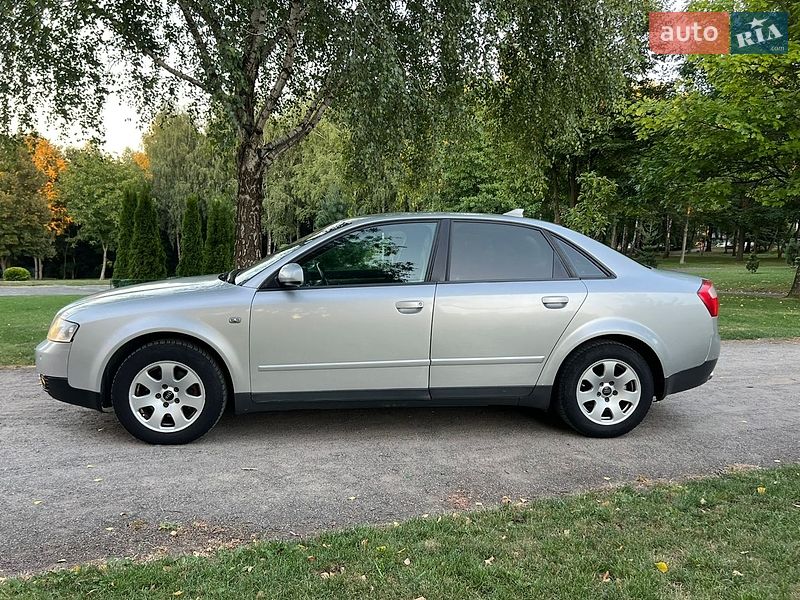 Седан Audi A4 2002 в Хмельницком