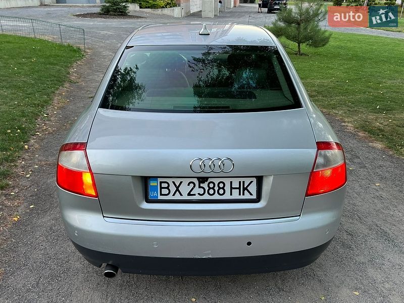 Седан Audi A4 2002 в Хмельницком