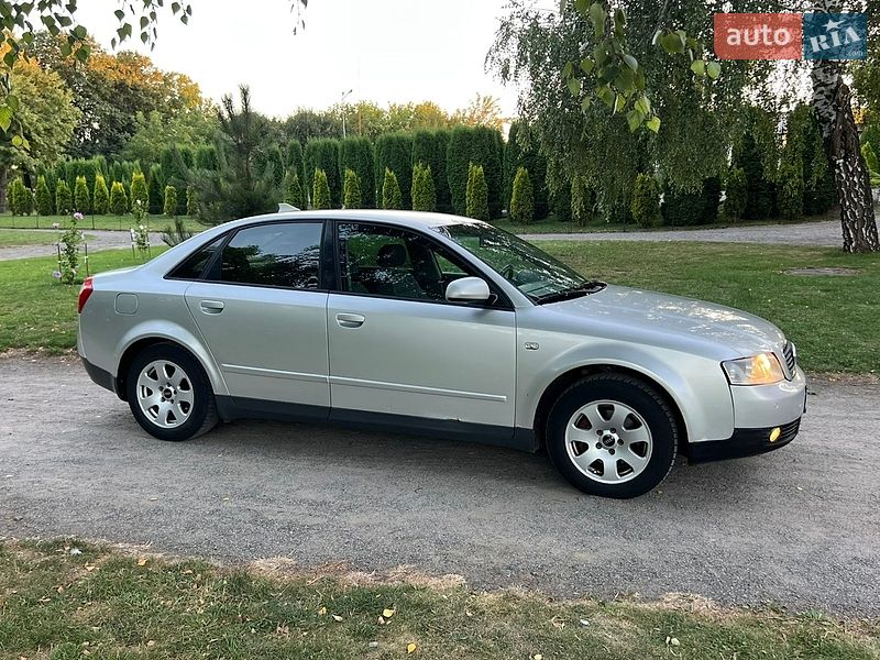 Седан Audi A4 2002 в Хмельницком