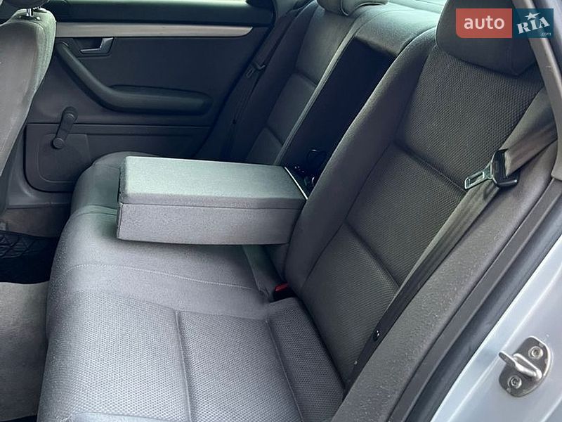 Седан Audi A4 2002 в Хмельницком