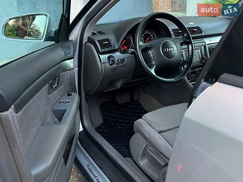 Седан Audi A4 2002 в Хмельницком