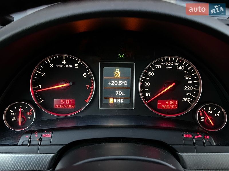 Седан Audi A4 2002 в Хмельницком