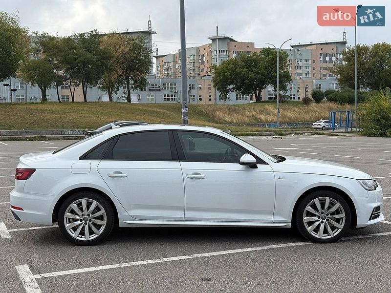 Седан Audi A4 2017 в Киеве