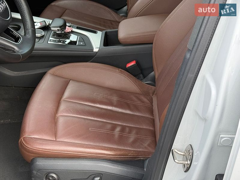 Седан Audi A4 2017 в Киеве